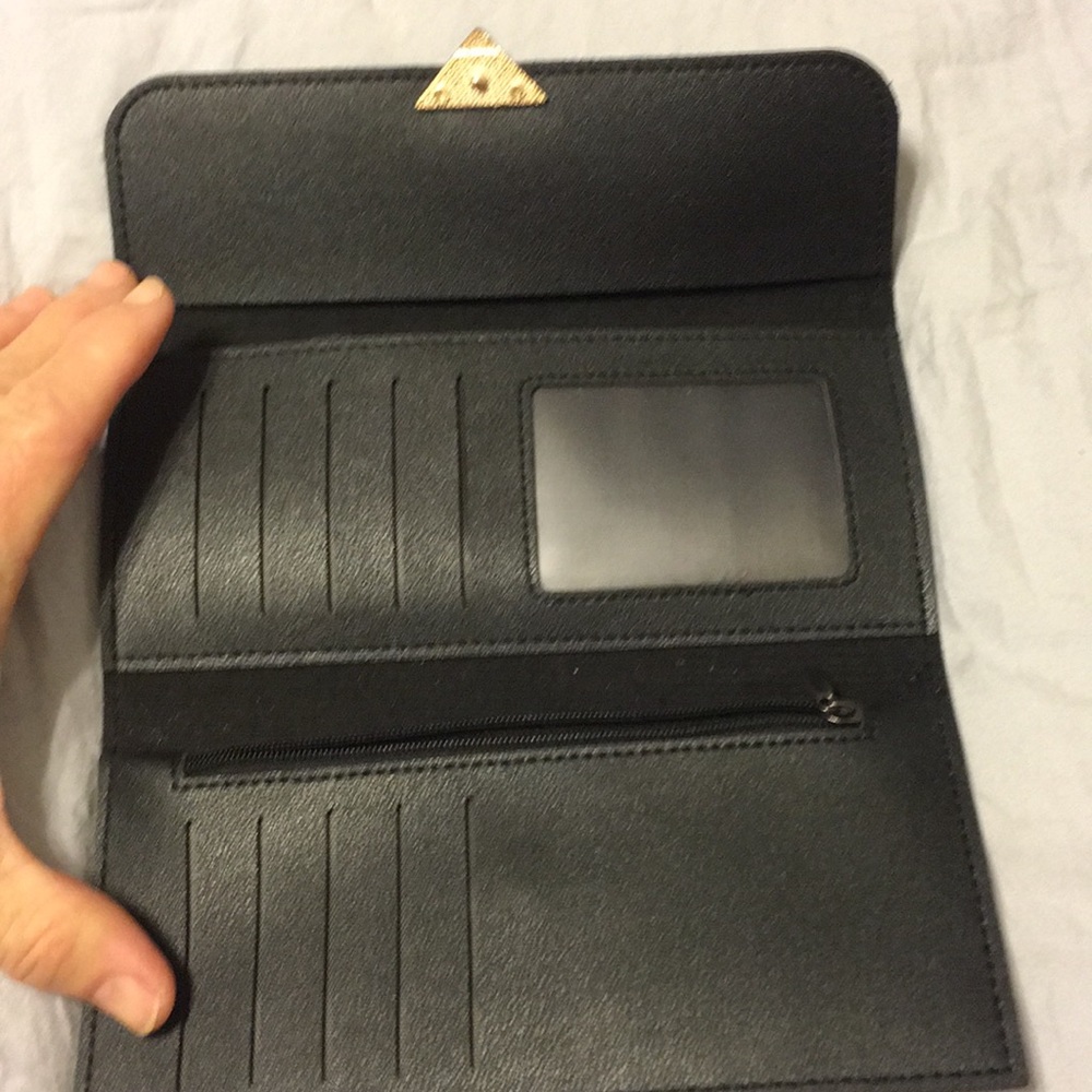 Wallet - Picture 2 of 3